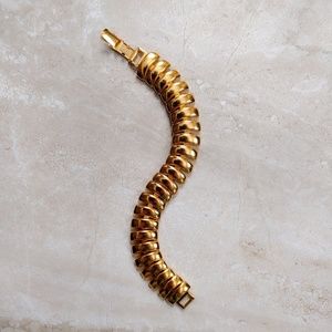 Vintage 1980s Napier Gold Link Serpent Bracelet